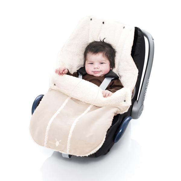Wallaboo Voetenzak Newborn | Suede voetenzak voor baby's | Voetenzak voor  kinderzitjes